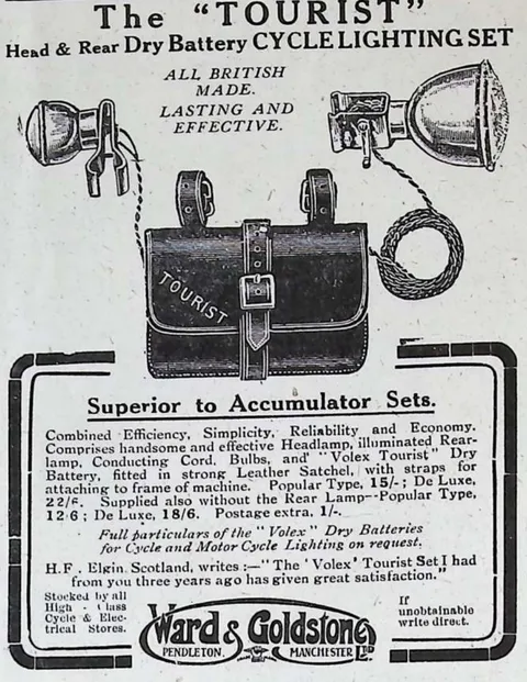 "Tourist" dry battery cycle lighting set advertisement